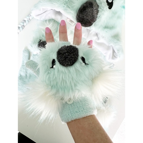 Koala Kids Furry Hat and Mittens Set - Light Blue Fingerless Gloves Justice - Picture 4 of 6